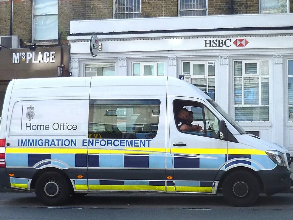 Immigration Policies Impact the Courier Workforce