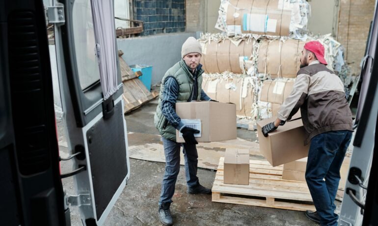 international parcels and pallets
