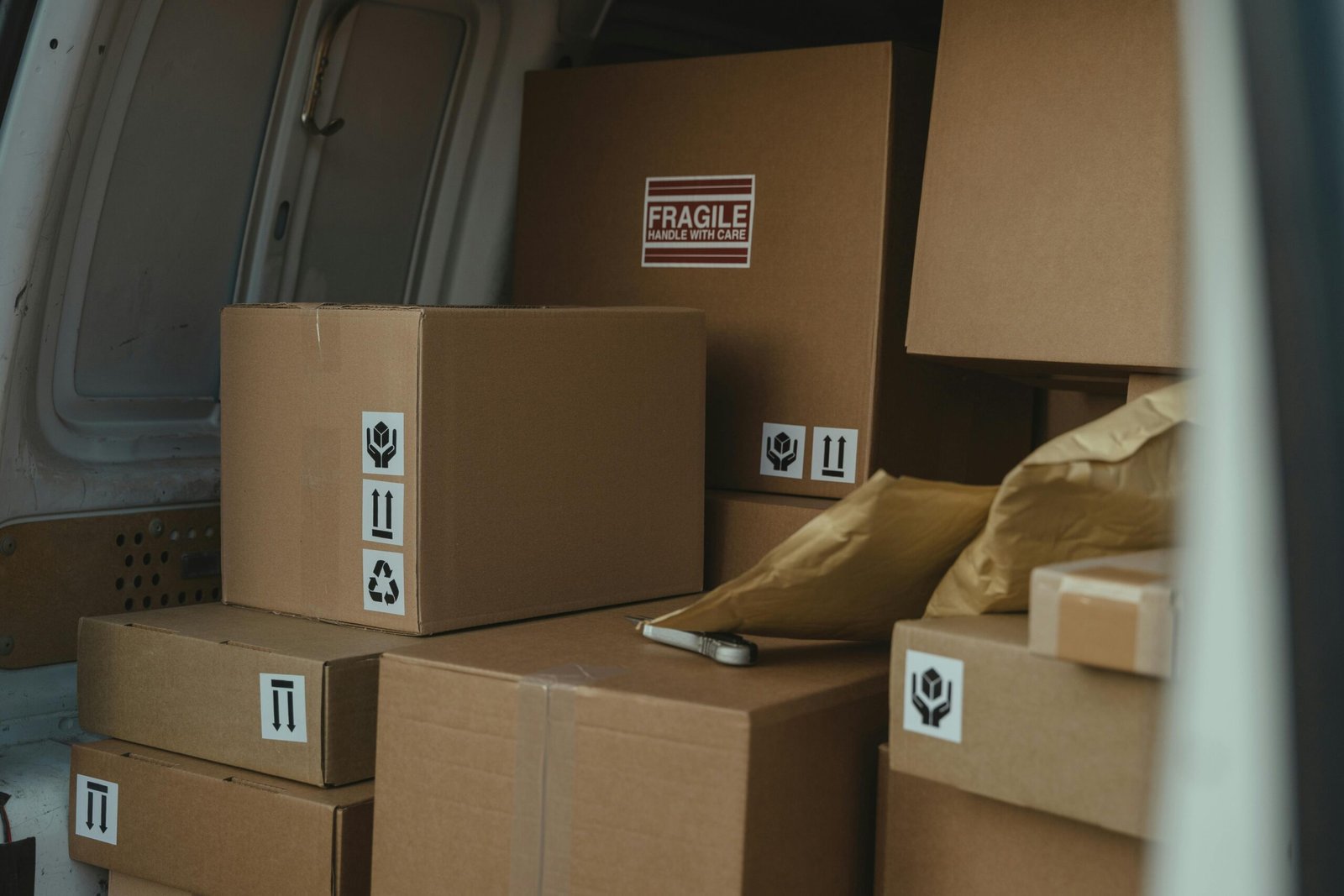 Best Courier Service in the UK