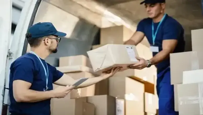 benefits of scheduled courier