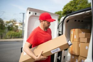 B2B Courier vs Freight