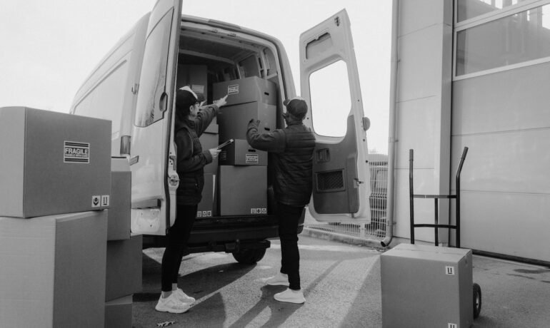 Courier Deliveries in Bristol